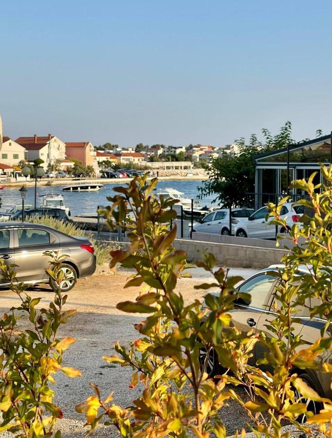Apartments Leo Petrcane Εξωτερικό φωτογραφία